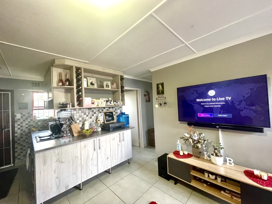 2 Bedroom Property for Sale in Nahoon Valley Park Eastern Cape